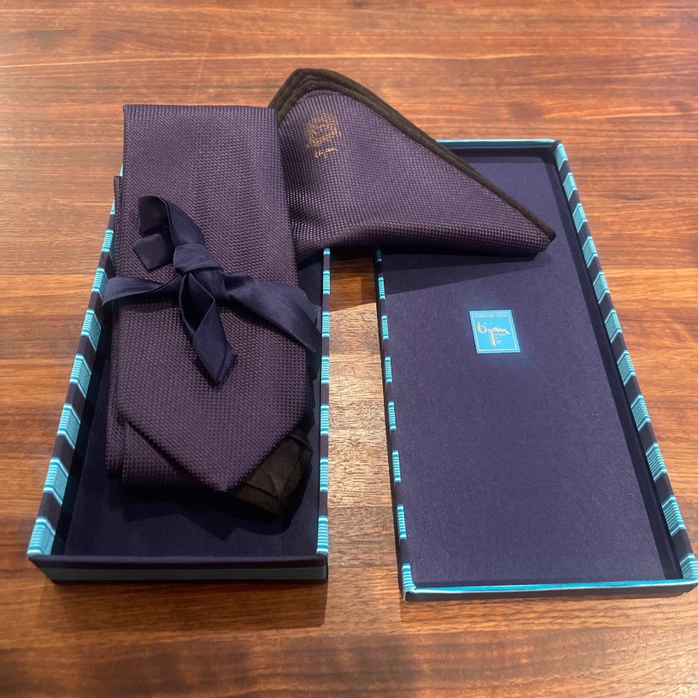 Bijan Tie Set